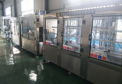 為什么全自動(dòng)灌裝機(jī)越來(lái)越受人們的喜歡？